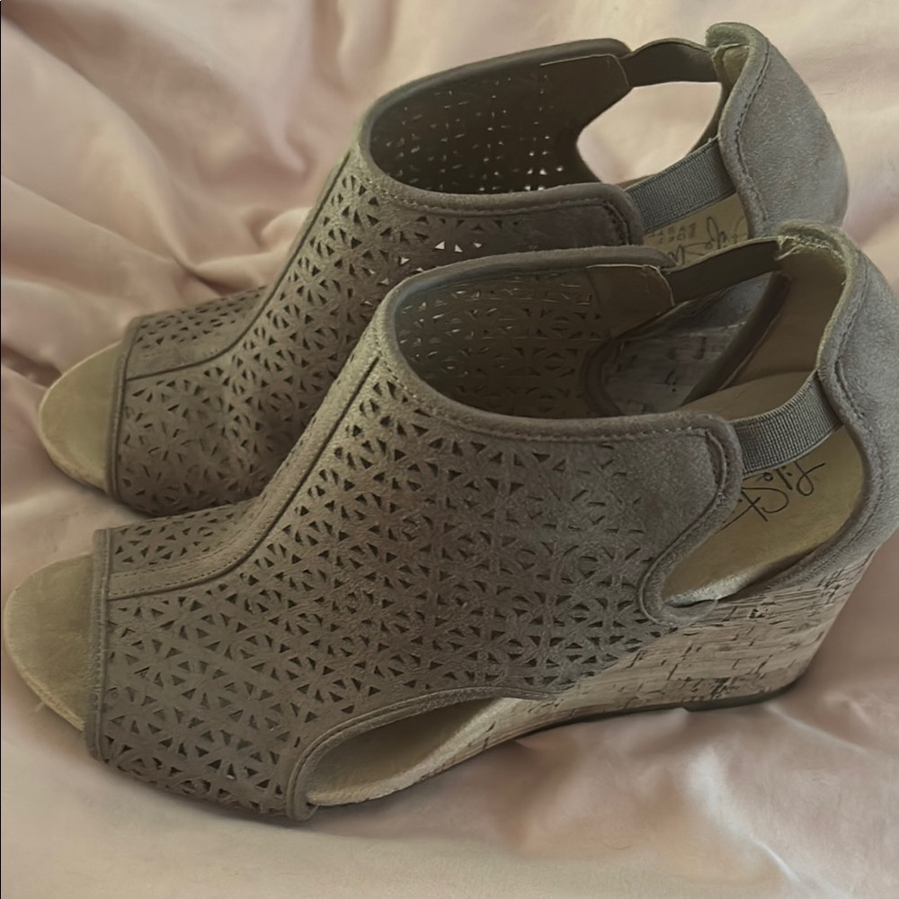 Life Stride Tan Perforated Wedges